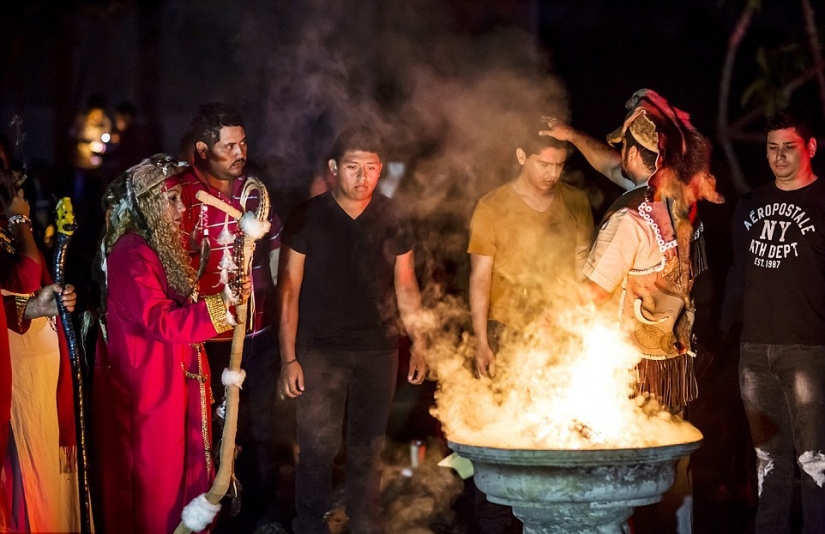 Forbidden photos from the chilling black mass of Satanists Forbidden photos from the chilling black mass of Satanists