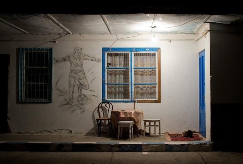 Fotógrafo muestra cómo se está muriendo su ciudad natal en Transilvania