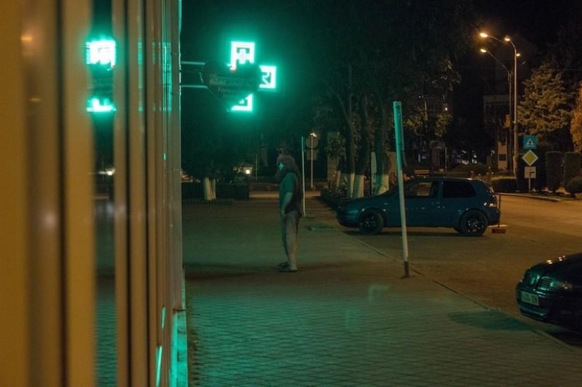 Fotógrafo muestra cómo se está muriendo su ciudad natal en Transilvania