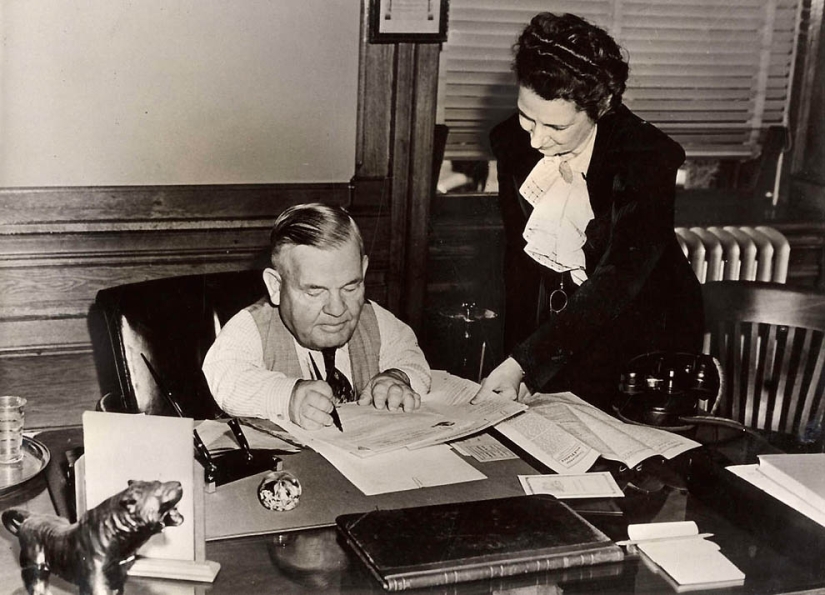 Foto retro: De la vida de los liliputienses