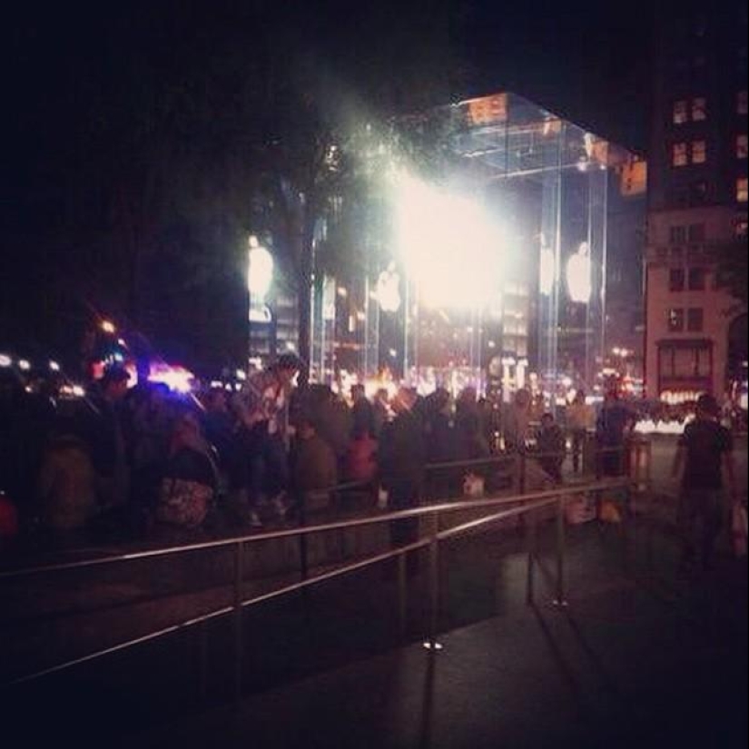 Fotos de colas para iPhone 6 en todo el mundo