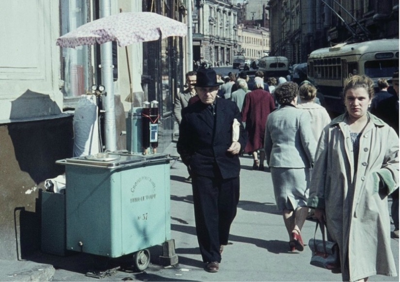 Fotos en color del verano de Moscú en 1961 Fotos en color del verano de Moscú en 1961