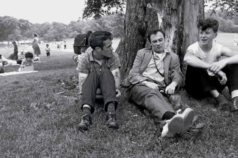 Fotos honestas y conmovedoras del álbum Brooklyn Gangs: Summer 1959 de Bruce Davidson Fotos honestas y conmovedoras del álbum Brooklyn Gangs: Summer 1959 de Bruce Davidson