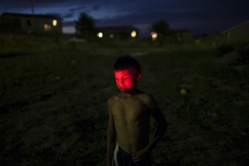 Fotos surrealistas de la vida de los indios Oglala Lakota modernos Fotos surrealistas de la vida de los indios Oglala Lakota modernos