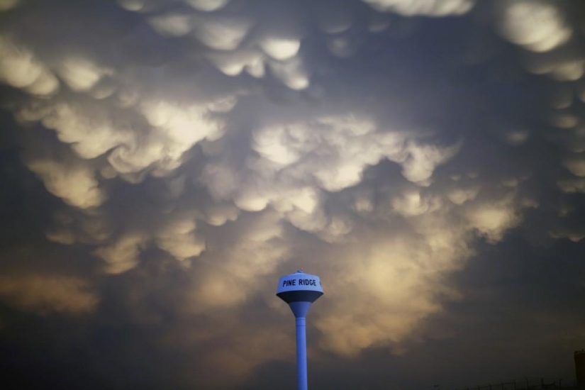 Fotos surrealistas de la vida de los indios Oglala Lakota modernos Fotos surrealistas de la vida de los indios Oglala Lakota modernos