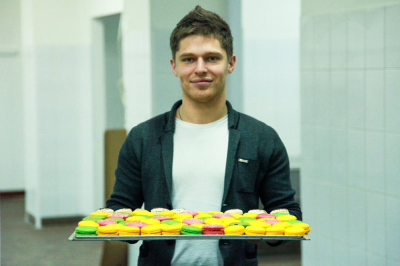 Founder of MixVille Confectionery: How to Start a Chocolate Factory at 20