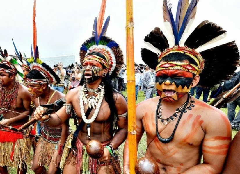 Free love, matriarchy and "love huts" among the inhabitants of the Trobriand Islands Free love, matriarchy and "love huts" among the inhabitants of the Trobriand Islands