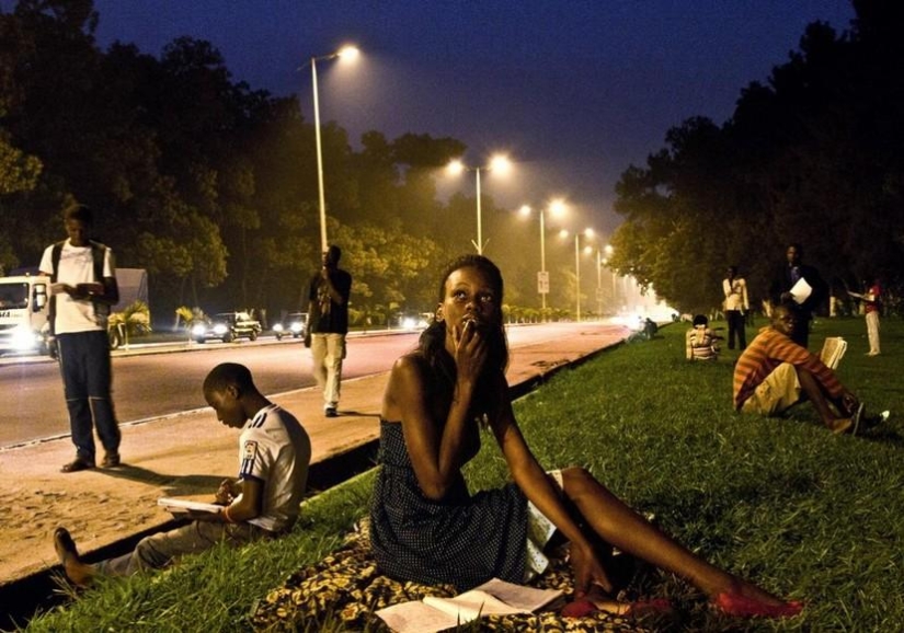 África desde el amanecer hasta el atardecer: viaje de un día