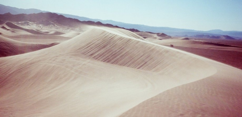 From delicate landscapes to sensual beauties - the facets of photographer Pia Riverola's talent From delicate landscapes to sensual beauties - the facets of photographer Pia Riverola's talent