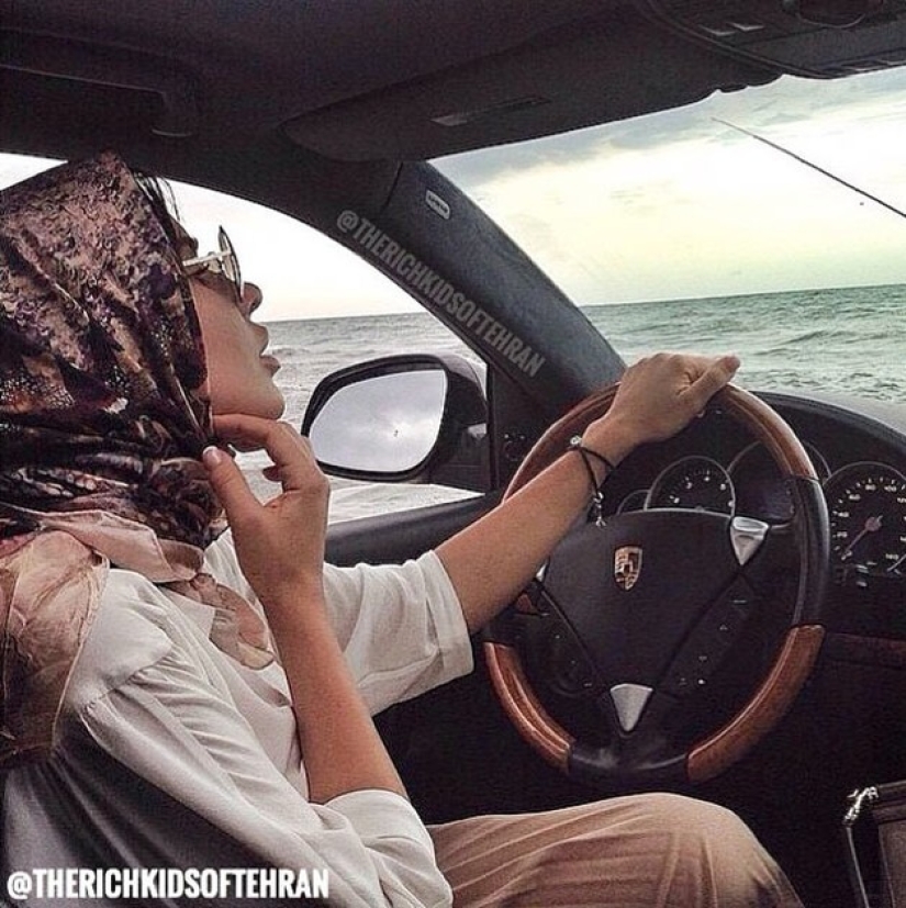 From life: people, cars, money, Tehran