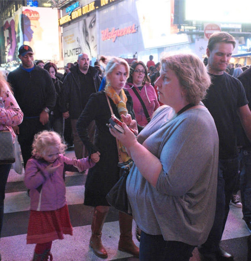 Fu what a fat woman! Fu what a fat woman!