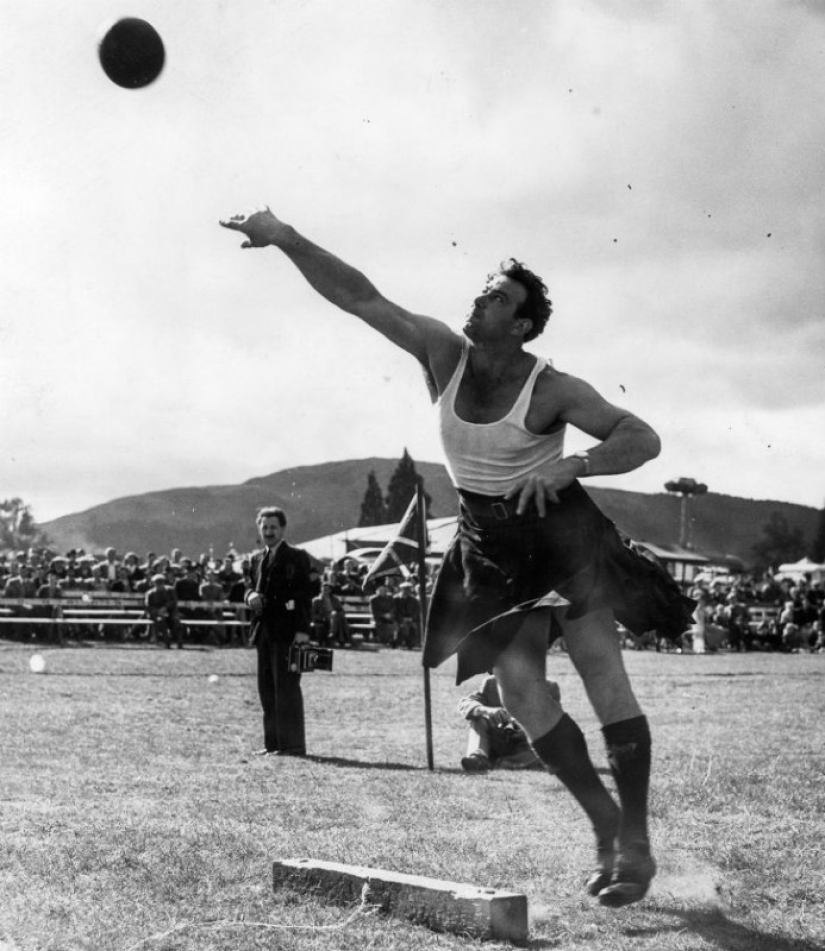 Fuerza, Coraje y Faldas Voladoras - Highland Games en Escocia Fuerza, Coraje y Faldas Voladoras - Highland Games en Escocia