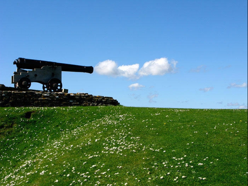 Fun game with clouds