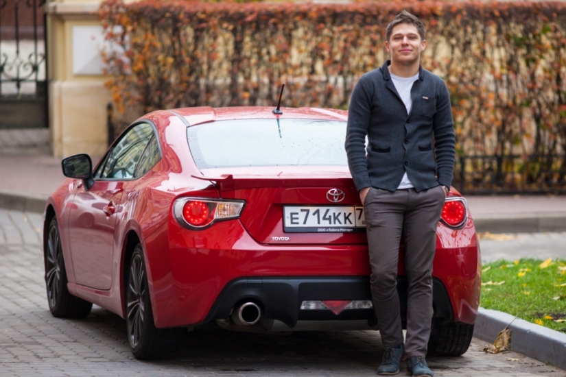 Fundador de MixVille Confectionery: Cómo iniciar una fábrica de chocolate a los 20