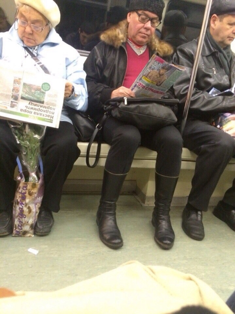 Gente de moda del metro de Moscú Gente de moda del metro de Moscú