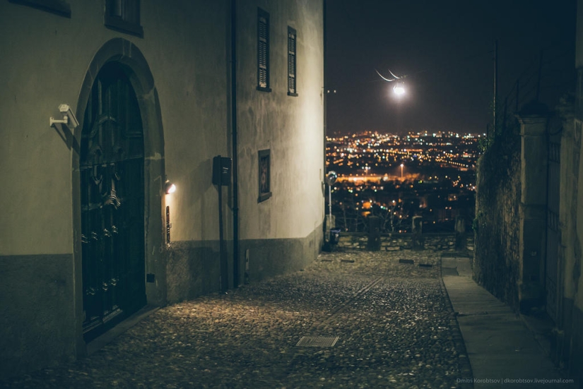 Geografía interesante - puertas en diferentes partes de Europa