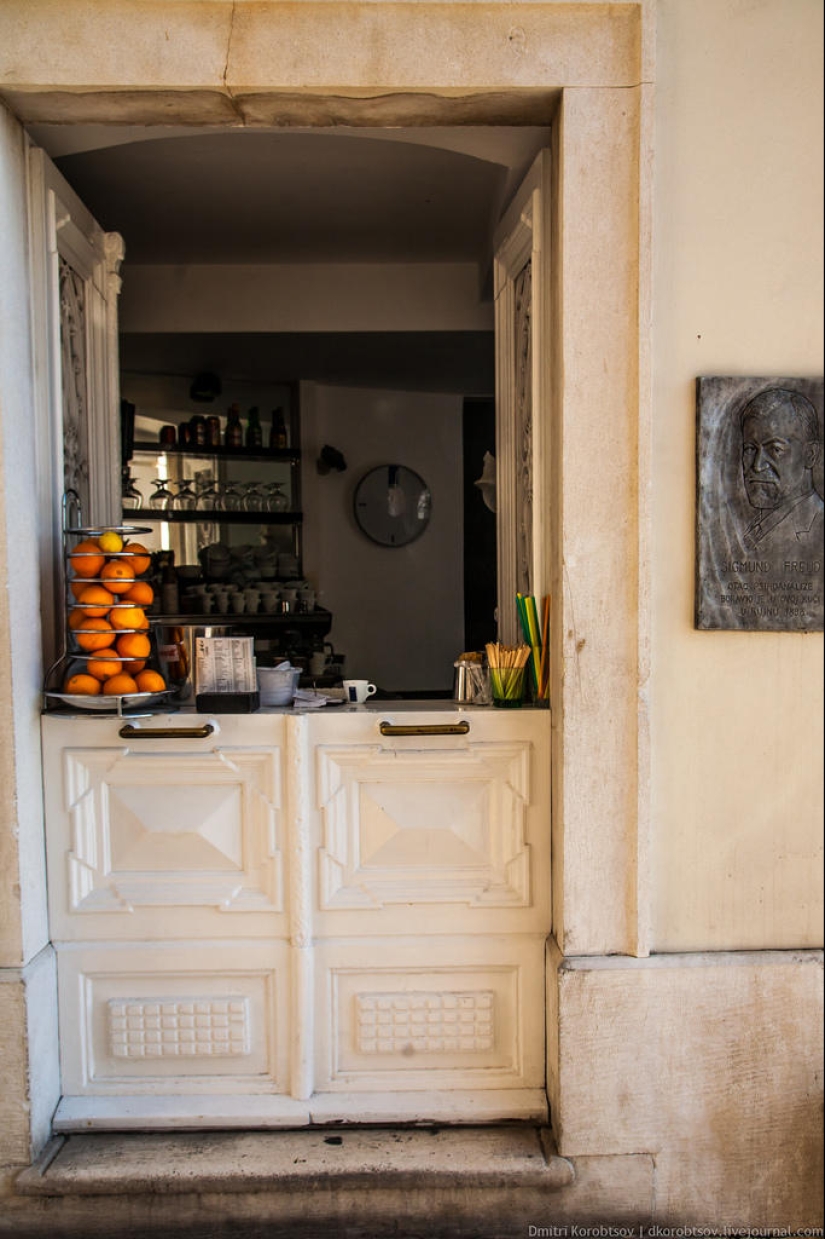 Geografía interesante - puertas en diferentes partes de Europa