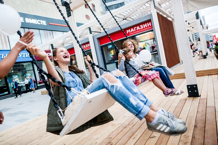 Giant chess and ballet school from the choreographers of the Bolshoi Theater Giant chess and ballet school from the choreographers of the Bolshoi Theater