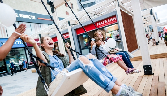 Giant chess and ballet school from the choreographers of the Bolshoi Theater