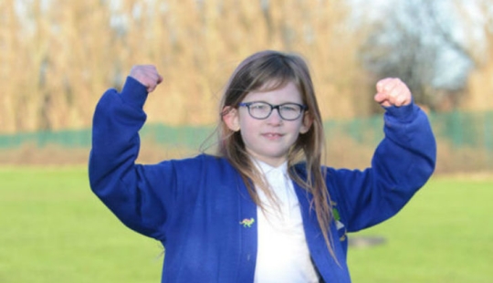 "Girl of Steel": 7-year-old schoolgirl does not feel hunger, pain and fatigue