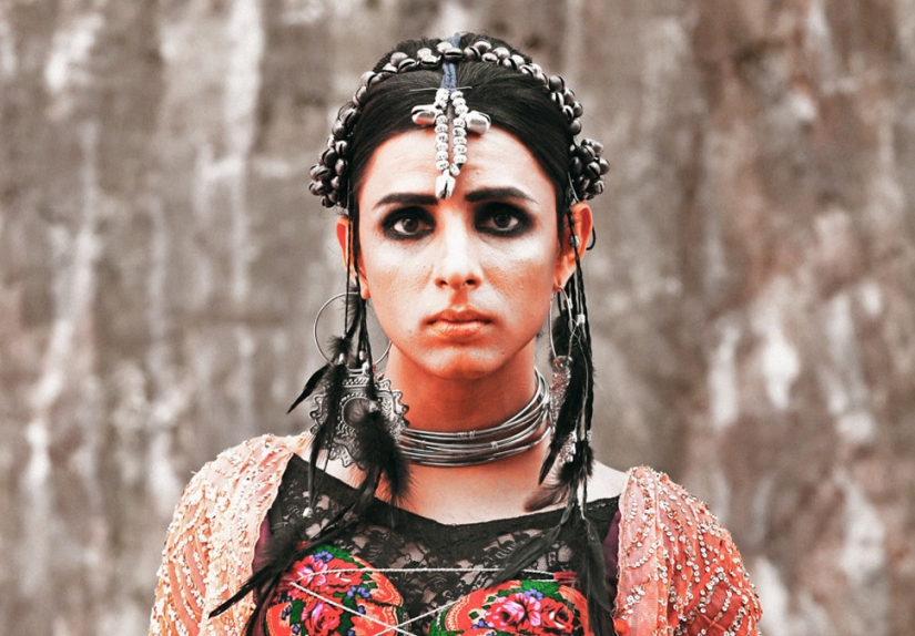 Glamorosa sesión de fotos de la primera modelo trans en Pakistán