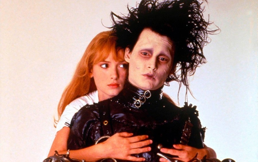 Gothic Princess Winona Ryder: Secret Marriage to Keanu Reeves, Prison and Stolen Oscar Gothic Princess Winona Ryder: Secret Marriage to Keanu Reeves, Prison and Stolen Oscar