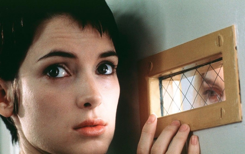 Gothic Princess Winona Ryder: Secret Marriage to Keanu Reeves, Prison and Stolen Oscar Gothic Princess Winona Ryder: Secret Marriage to Keanu Reeves, Prison and Stolen Oscar