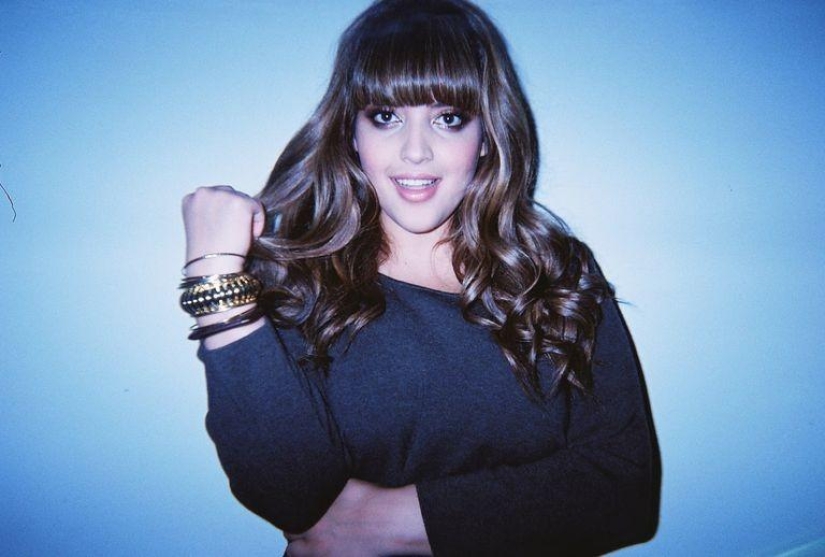 Government Types: Plus Size Models