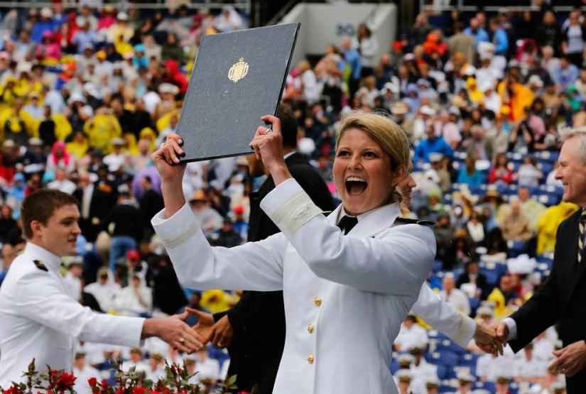 Graduation ceremonies around the world