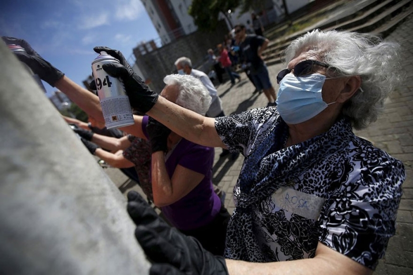 Graffiti is for all ages? Graffiti is for all ages?