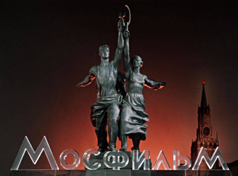 "Grandma has arrived!": 15 years of the film "In August 44th ..."