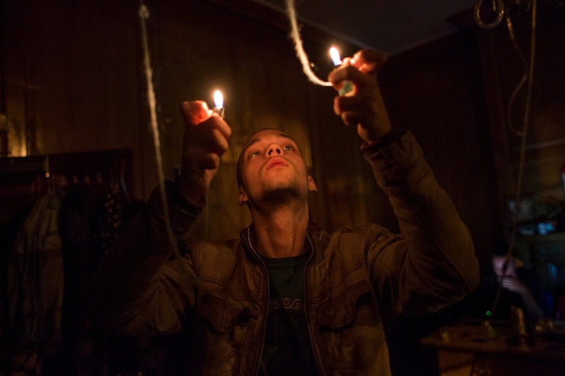 Guía de okupas londinenses en un proyecto fotográfico de Corinna Kern