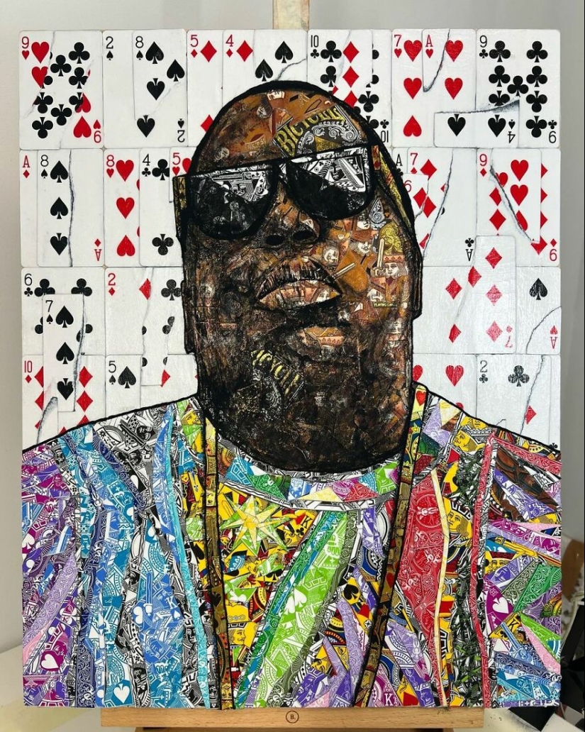 Hago pinturas de collage únicas usando solo naipes y pintura negra (18 fotos) Hago pinturas de collage únicas usando solo naipes y pintura negra (18 fotos)
