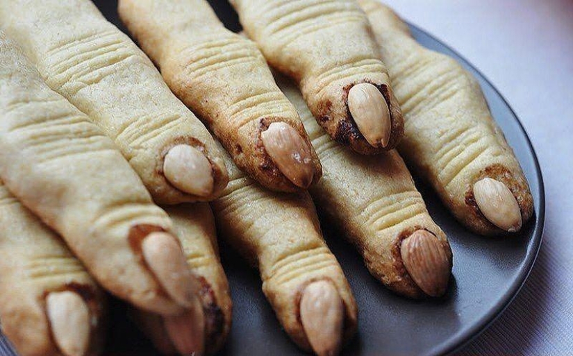 Halloween Dishes: Delicious but looks awful Halloween Dishes: Delicious but looks awful