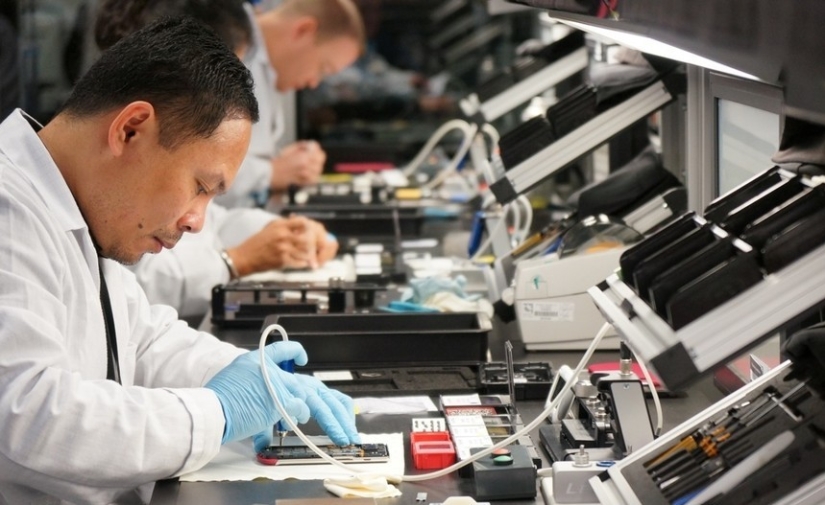 Handmade in England: how Vertu is made - the most expensive smartphones in the world Handmade in England: how Vertu is made - the most expensive smartphones in the world