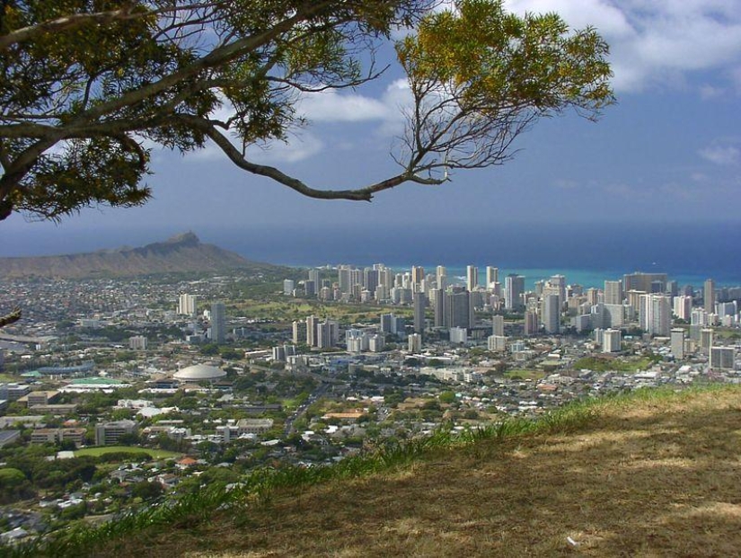 Hawaii diamond head