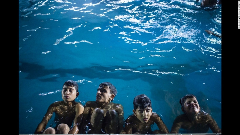 Heartbreaking stories of Iraqi orphans Heartbreaking stories of Iraqi orphans