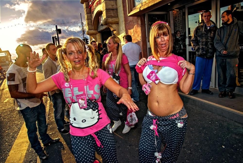 Hen and stag parties in Blackpool Hen and stag parties in Blackpool