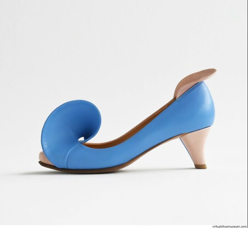 Here Are The World’s Most Extraordinary Shoe Designs, Shared On Virtual Shoe Museum By Liza Snook (Part2)