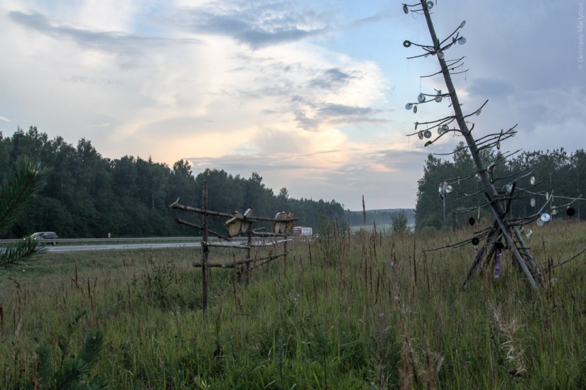 Hermit Yuri. Tipi on the Yaroslavl highway