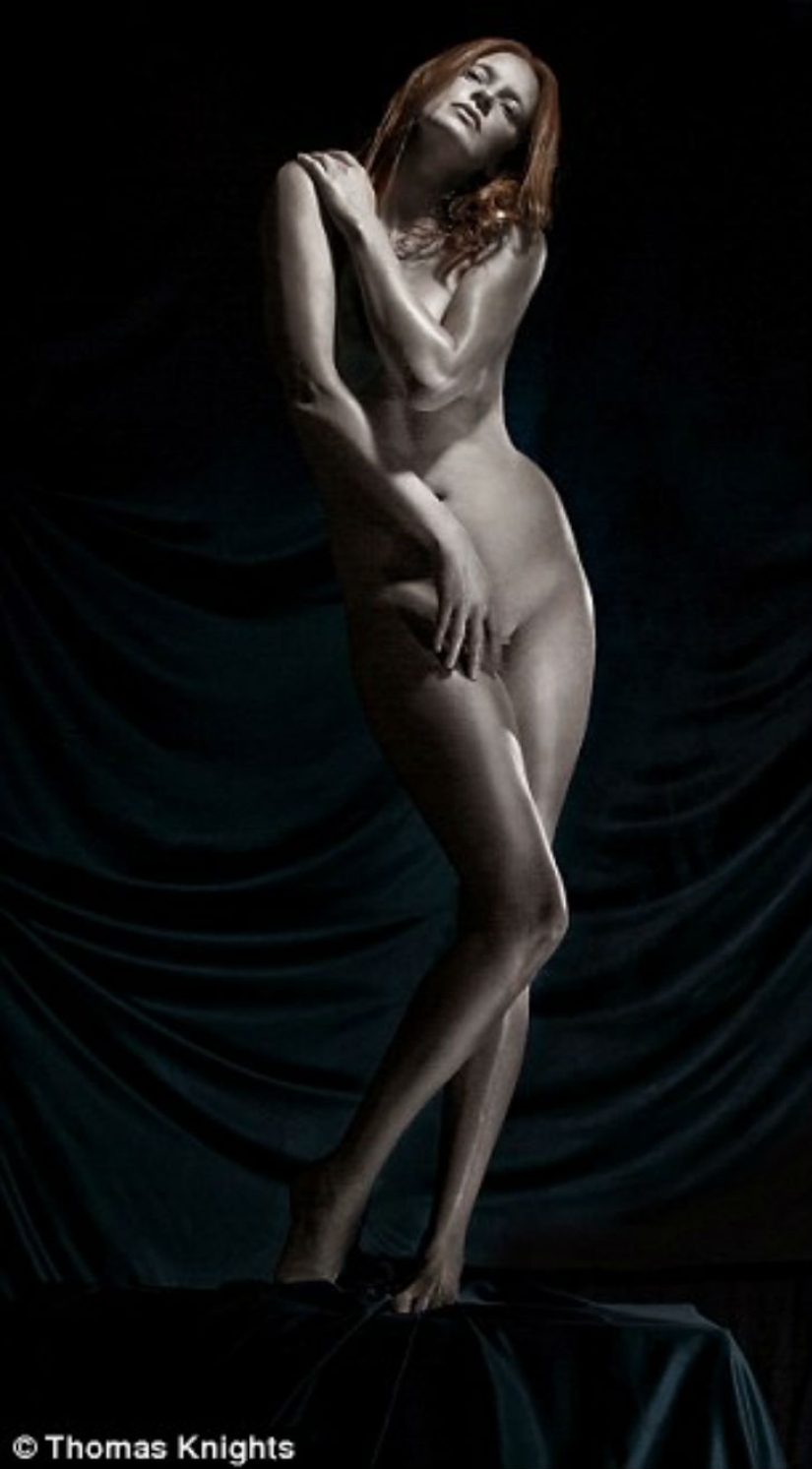 Hermosas, famosas, pelirrojas y desnudas posando para una sesión de fotos única