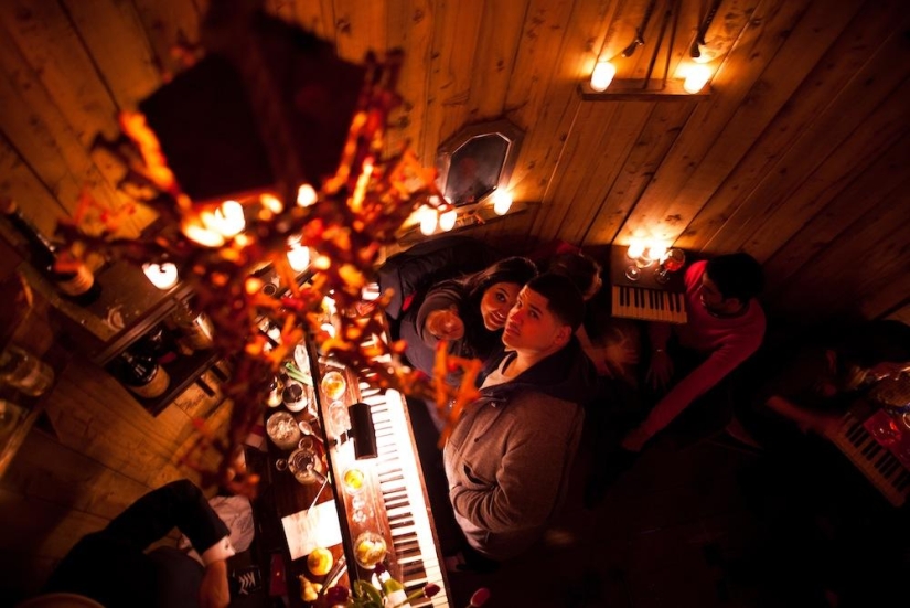 Hipster's Nest es un bar secreto en Manhattan Hipster's Nest es un bar secreto en Manhattan