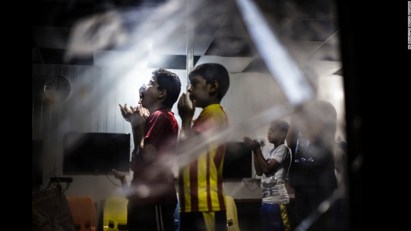 Historias desgarradoras de huérfanos iraquíes Historias desgarradoras de huérfanos iraquíes