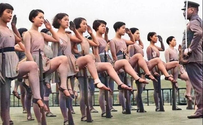 Historical images from different parts of the world that evoke a variety of emotions Historical images from different parts of the world that evoke a variety of emotions