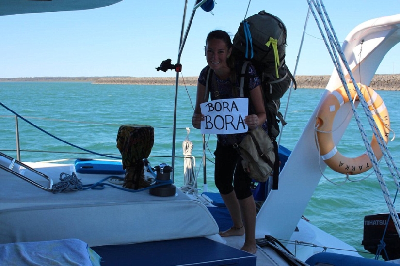 Hitchhiking around the planet: a woman alone drove 70 thousand kilometers almost for free Hitchhiking around the planet: a woman alone drove 70 thousand kilometers almost for free