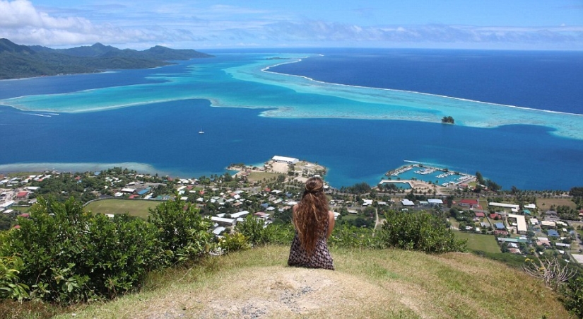Hitchhiking around the planet: a woman alone drove 70 thousand kilometers almost for free Hitchhiking around the planet: a woman alone drove 70 thousand kilometers almost for free