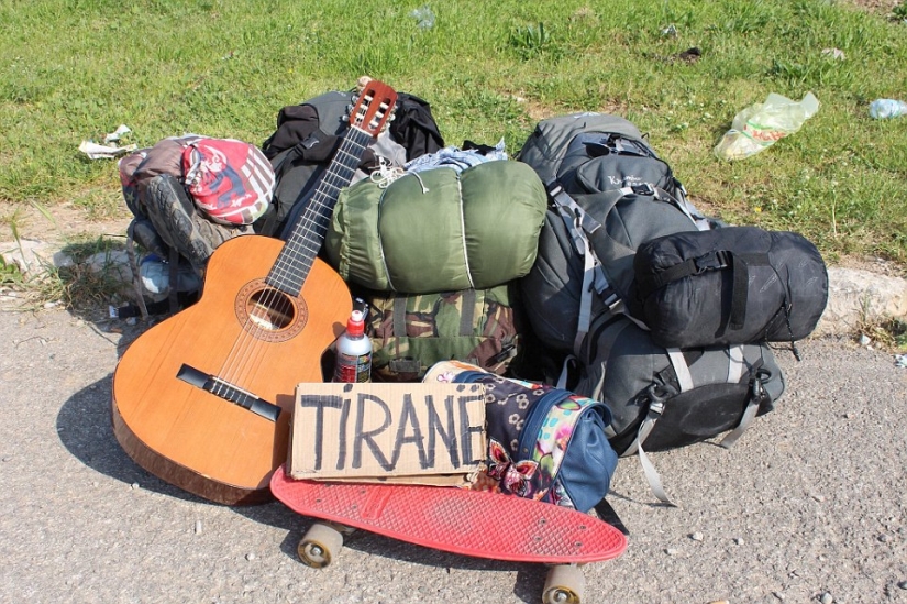 Hitchhiking around the planet: a woman alone drove 70 thousand kilometers almost for free Hitchhiking around the planet: a woman alone drove 70 thousand kilometers almost for free