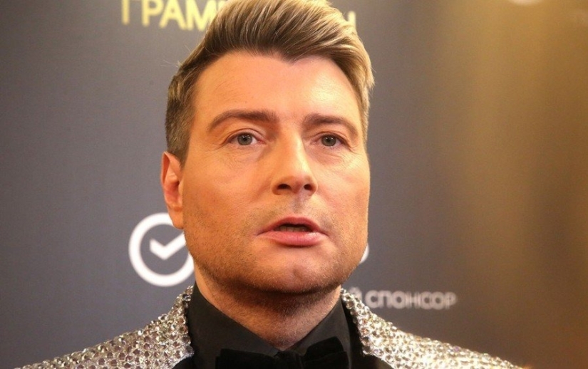 Hombres 9 estrellas que se han sometido a cirugía plástica: quiénes se pusieron más guapos y quiénes se arrepintieron