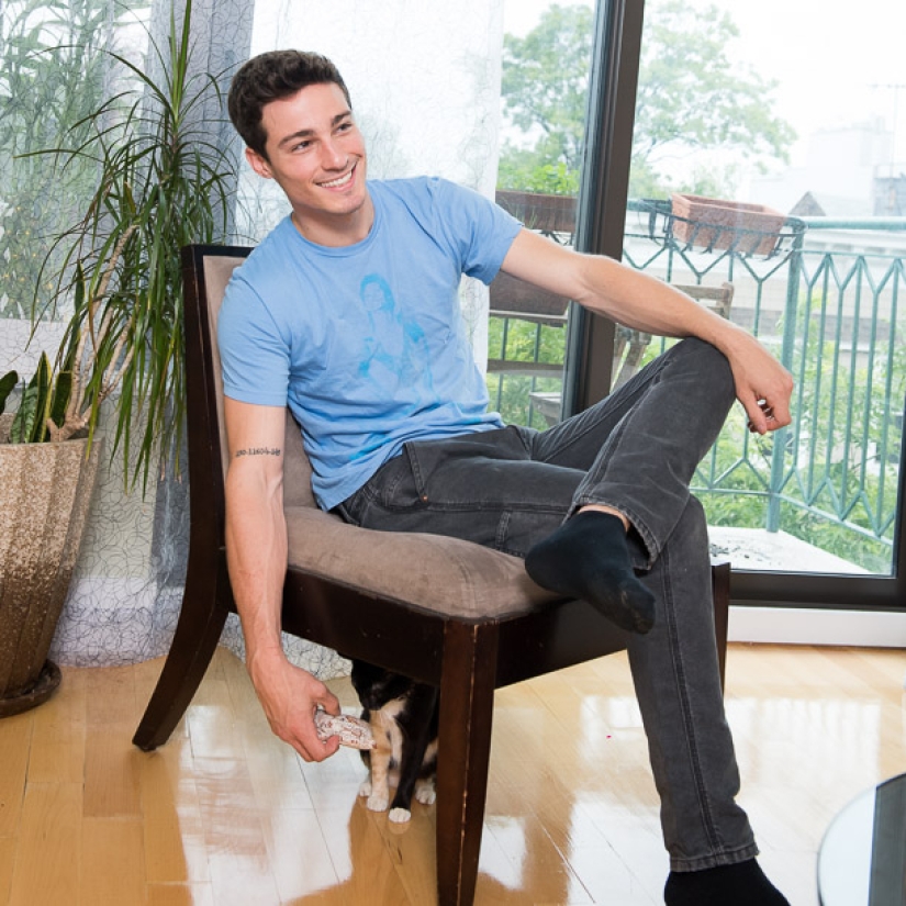 Hombres hermosos y los animales que salvaron. La dulzura es extraordinaria!