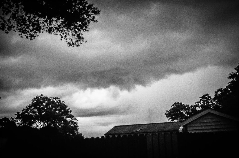 Homeless people were given 100 cameras to take pictures of their lives Homeless people were given 100 cameras to take pictures of their lives